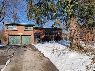615 Burcham Dr, East Lansing, MI
