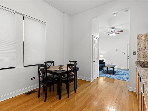 5th image of 1449 N Ashland Ave APT 1R