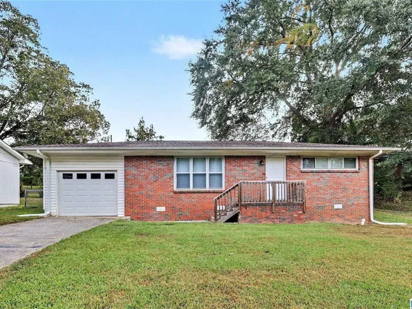513 Main St, Gardendale, AL 35071