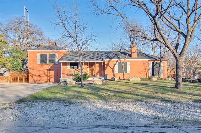 1st image of 106 Woodland Dr
