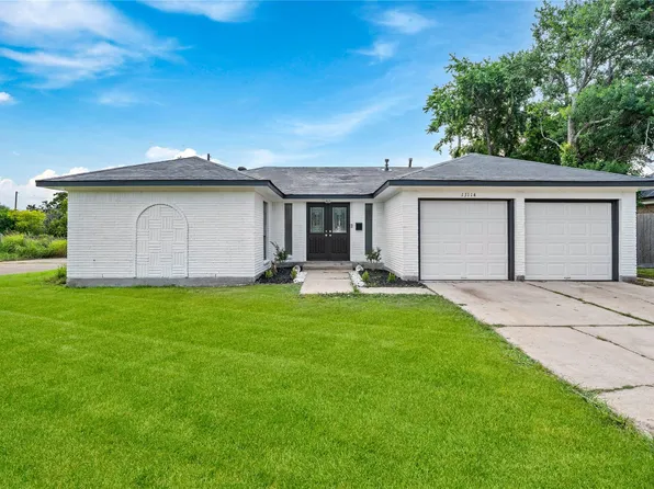 13114 White Heather Dr, Houston, TX 77045