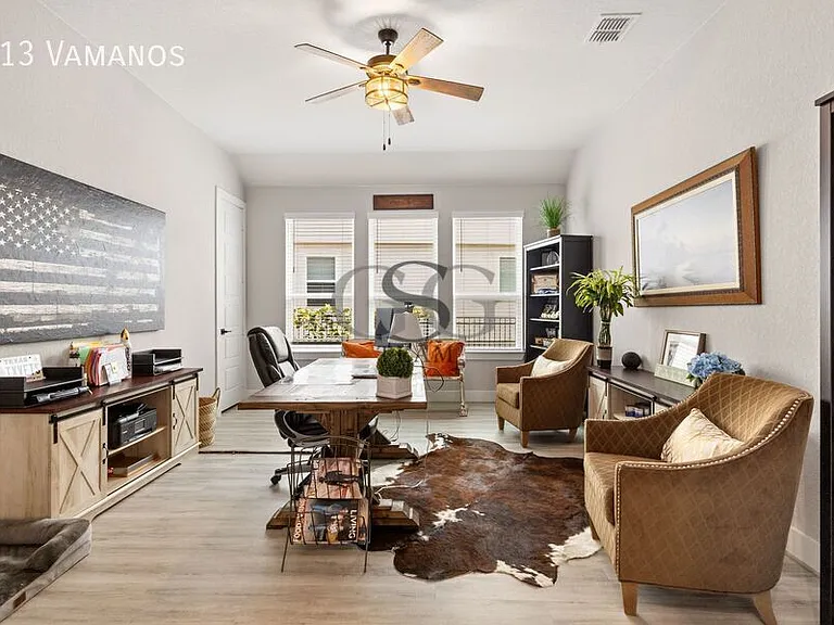 113 Vamanos — Photo 11