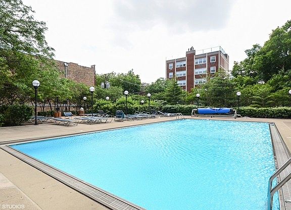 4th image of 2020 N Lincoln Park West Pkwy #28GH