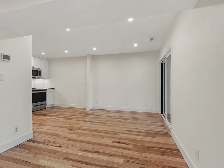 778C Fairview Ave — Photo 7