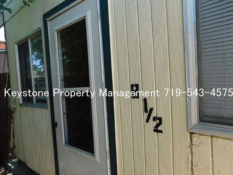 300 E 3rd St #8-1/2 — Photo 3