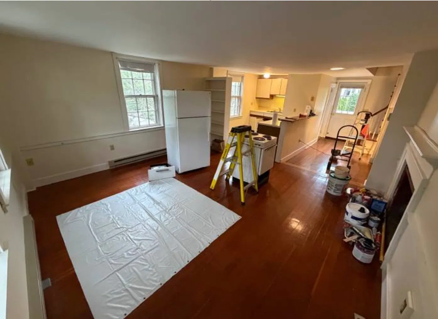 14 New London Rd — Photo 2