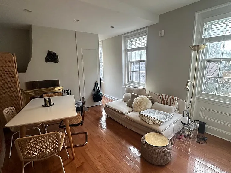 407 Cypress St #2F — Photo 16