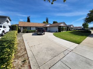 1370 Edgefield St, Upland, CA 91786