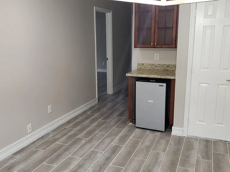 11266 Millpond Greens Dr — Photo 24