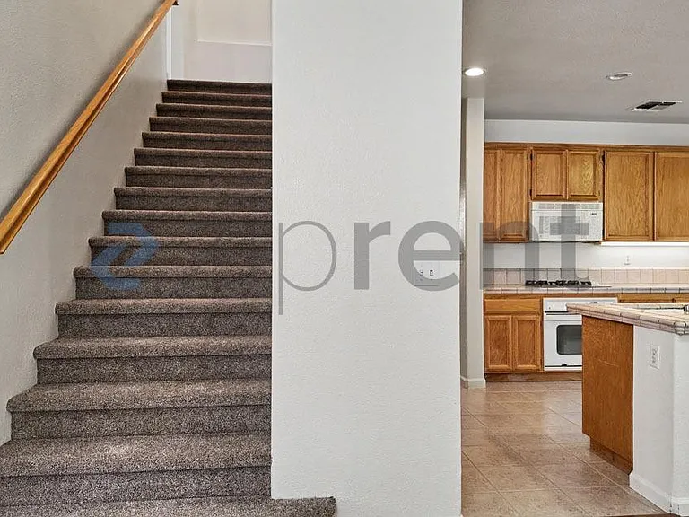 2342 Canary Dr — Photo 28