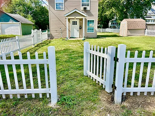 214 Myrtle Ave Photo 1