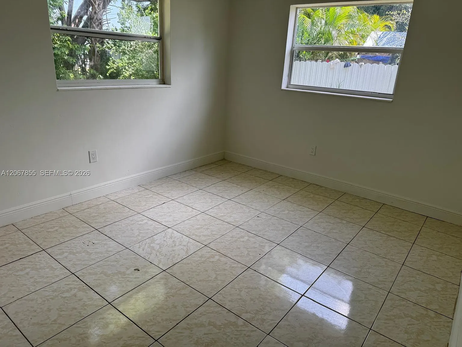 2 bed, 1.0 bath, $2,400 — Photo 3