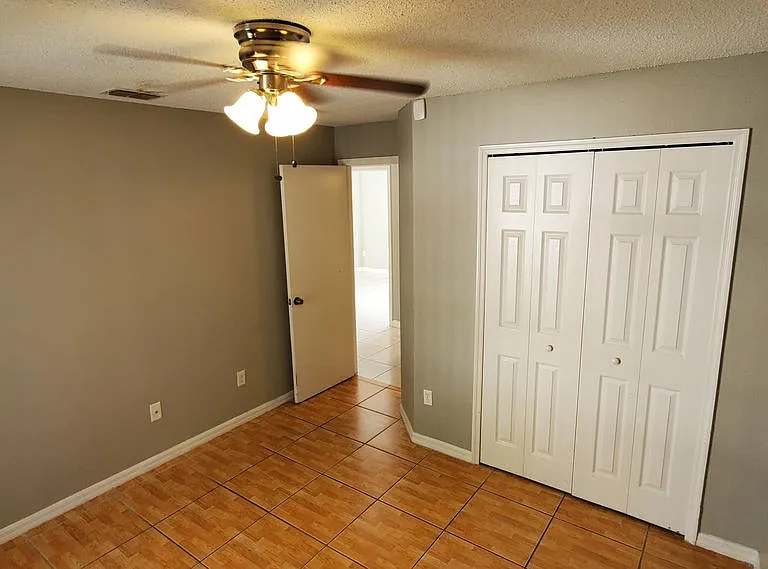 2370 Harbor Town Dr — Photo 11