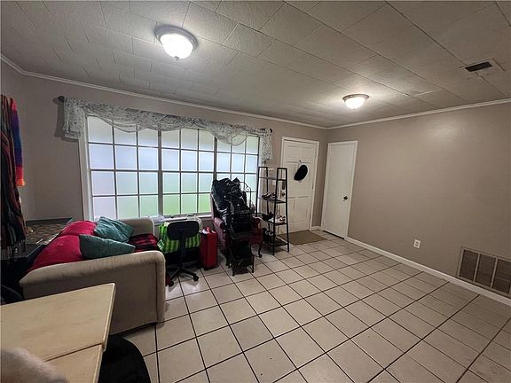 2nd image of 104 Florence Dr