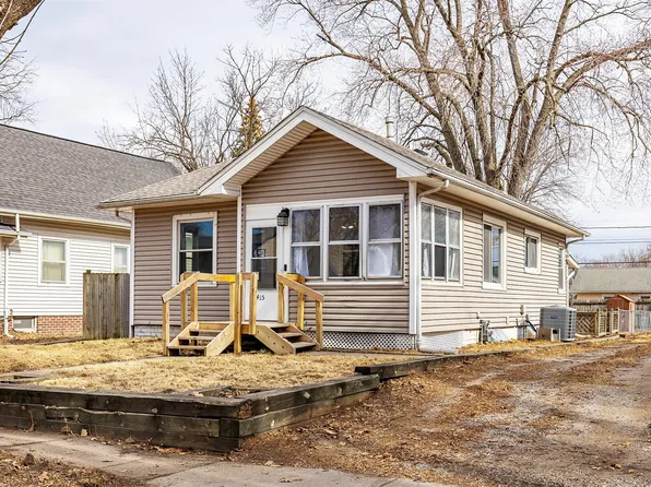 2415 E 13th St, Des Moines, IA 50316