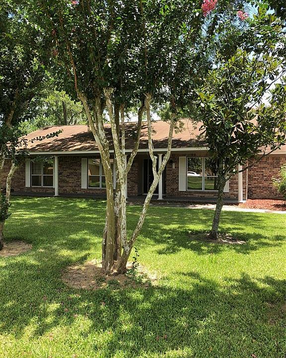 1st image of 4318 Meadow Glen Dr