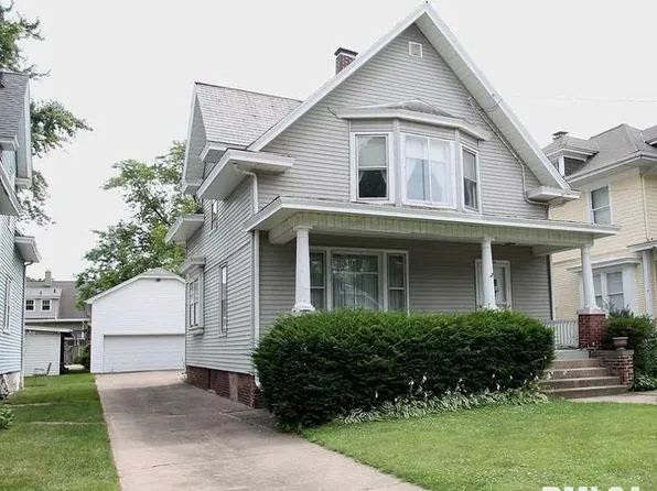 1918 W Clarke Ave, Peoria, IL 61604