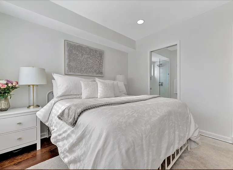 1346 Nicholson St NW #102 — Photo 8