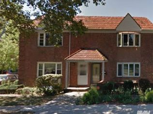 7360 199th St, Fresh Meadows, NY 11366
