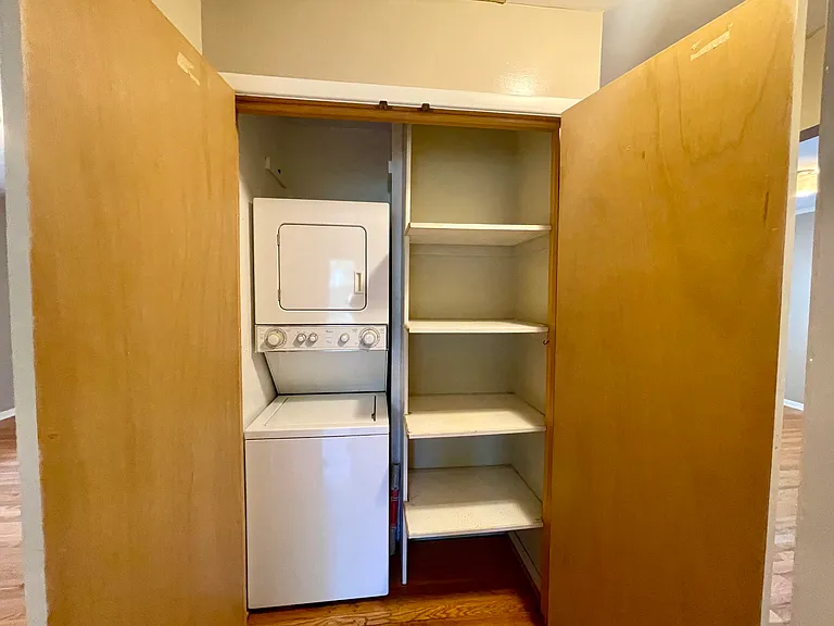 6340 Milhaven Dr — Photo 6