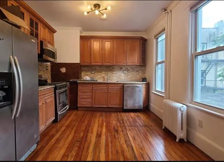 476 Gregory Ave #2 — Photo 1