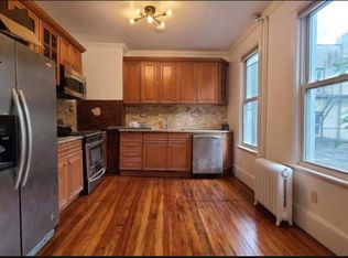 476 Gregory Ave APT 2, Weehawken, NJ 07086