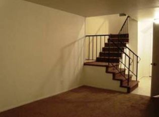 960 Memorial Dr APT B, Hollister, CA