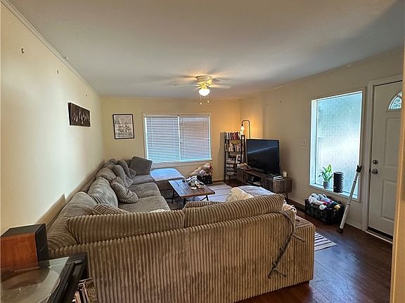 2nd image of 175 Habersham Way