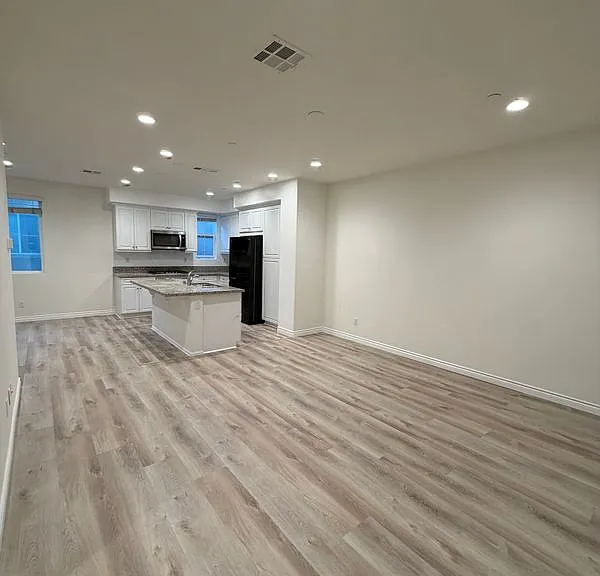 7366 Solstice Pl — Photo 5