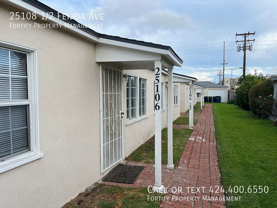 25108 1/2 Feijoa Ave Lomita CA Zillow