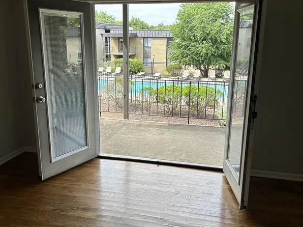 6680 Charlotte Pike APT B3, Nashville, TN 37209