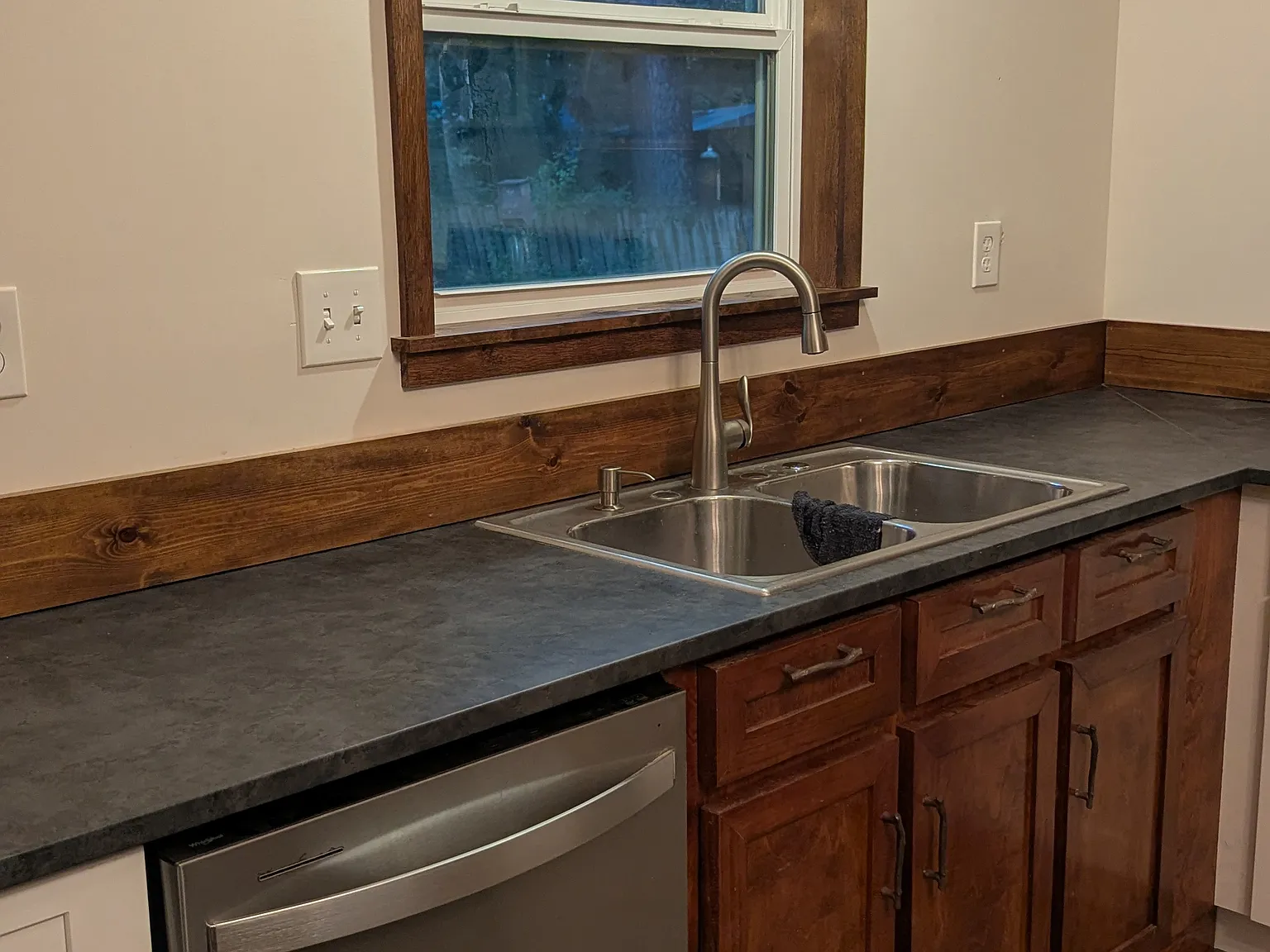 3 bed, 1293 sqft, $1,850 — Photo 3