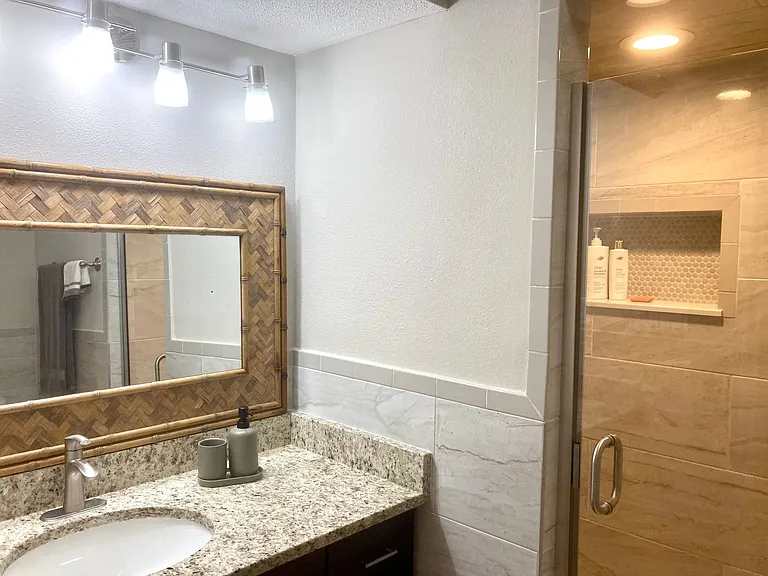 11449 W Bayshore Dr — Photo 25