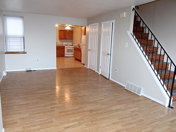 2nd image of 5022 Brown St