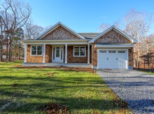 210 Norfolk Dr, East Hampton, NY 11937