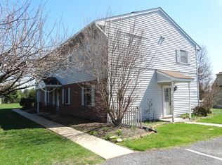 582 E Newport Rd, Lititz, PA 17543