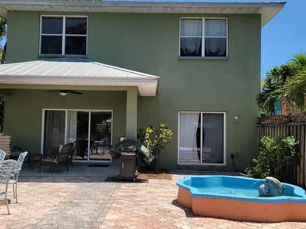 3624 Peck St, Sarasota, FL 34238