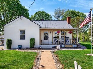 18 Bartley St, Staunton, VA 24401