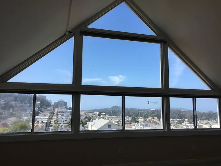 909 Ashbury St #4 — Photo 12