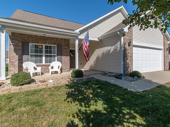 2nd image of 1042 Hendon Ct