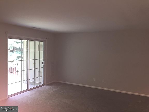 4th image of 1006B Oswego Ct #1006