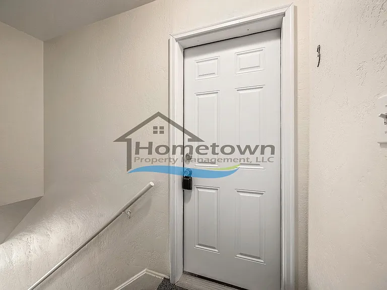 403 E Wallace Ave #3 — Photo 6