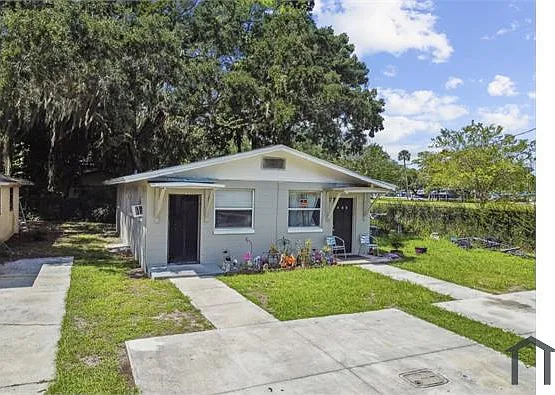 2 bed, 712 sqft, $1,799 — Photo 2