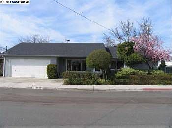 2nd image of 2837 Arf Ave
