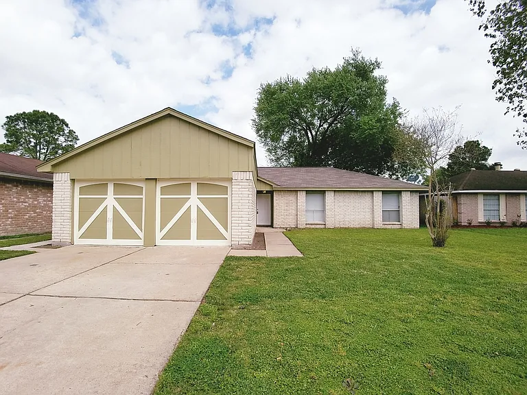 14210 Galvani Dr — Photo 1