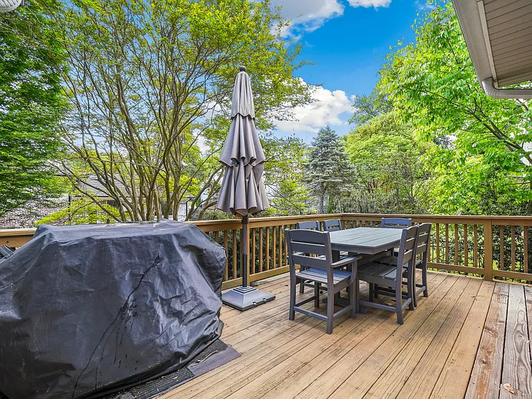 4506 Gretna St — Photo 29