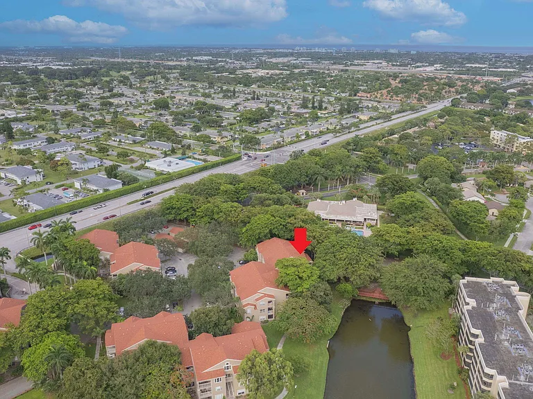 1725 Palm Cove Blvd #2-306 — Photo 19