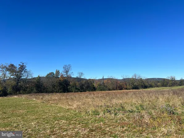 1 S Baltimore St, Dillsburg, PA 17019