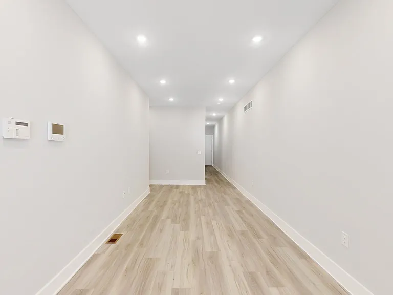 650 N 36th St #1 — Photo 3