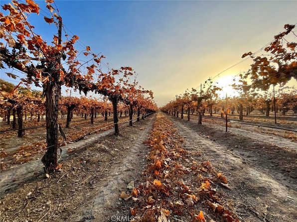 53600 Bradley Lockwood Rd, Bradley, CA 93426